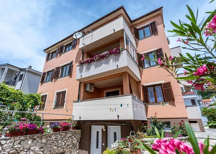 Santima Apartments