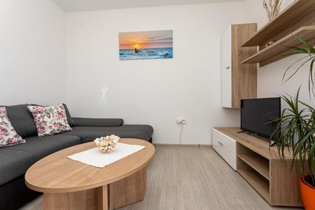 Santima Apartment