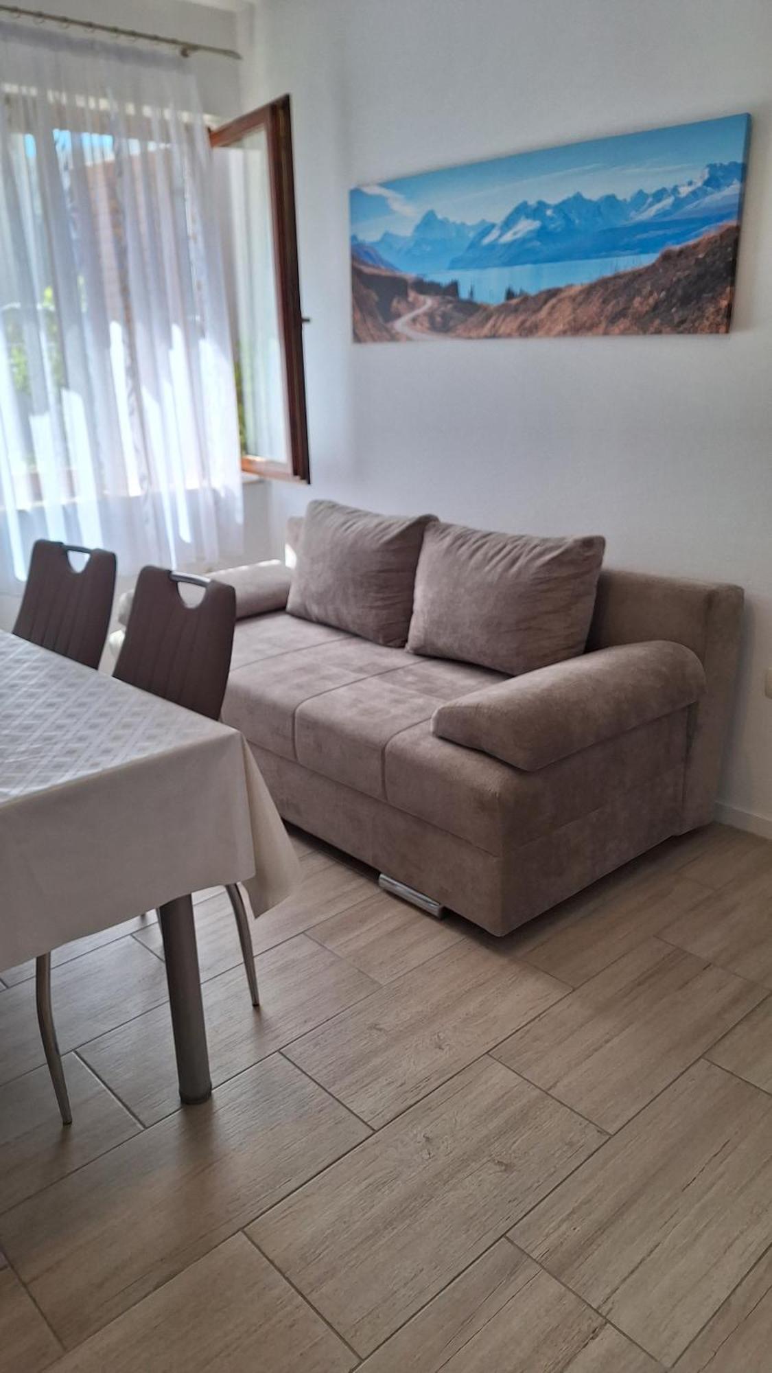 Apartment Santima *