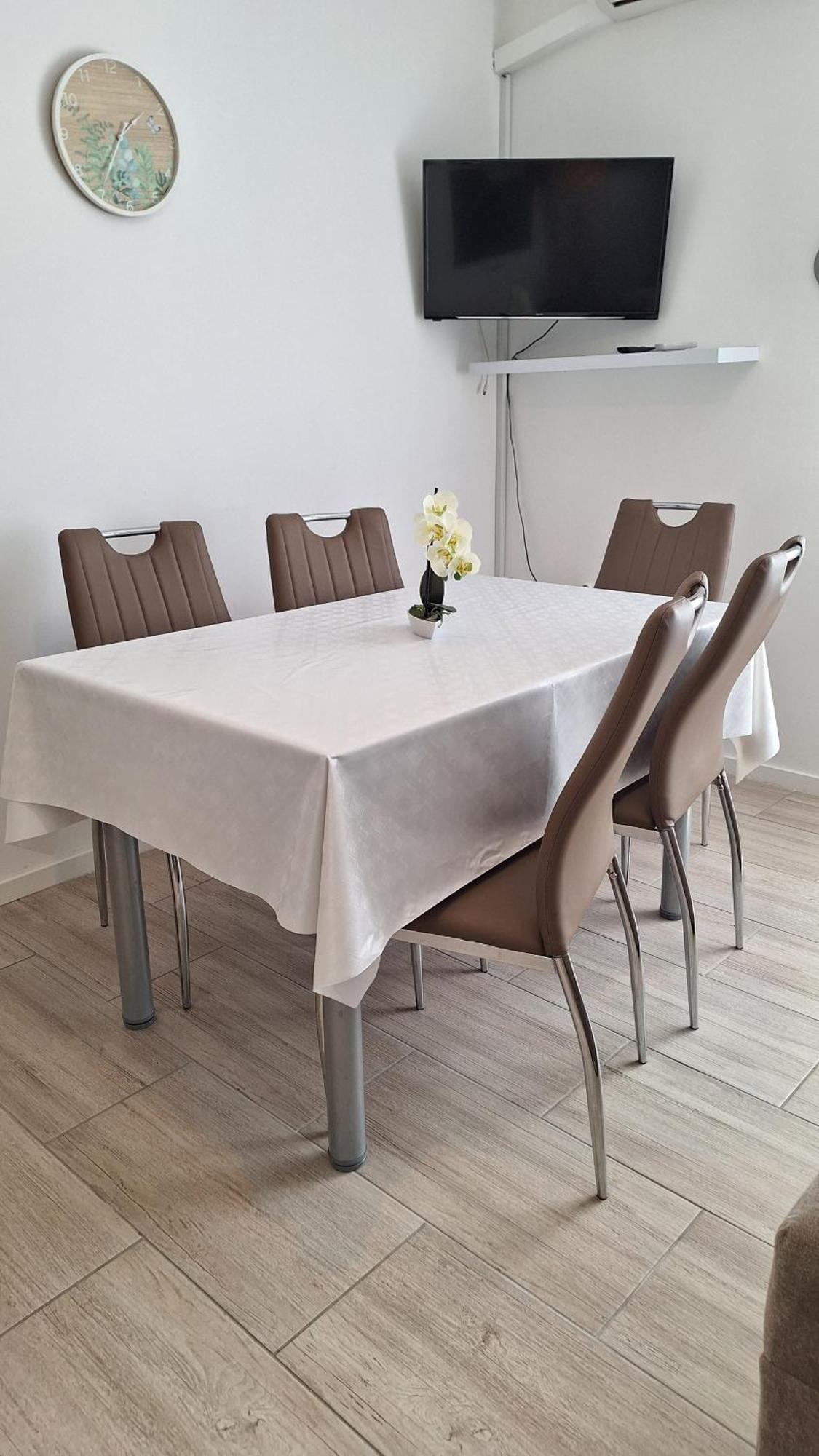 Apartment Santima